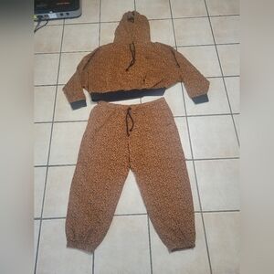 Levi's Brown Leopard Print Pants